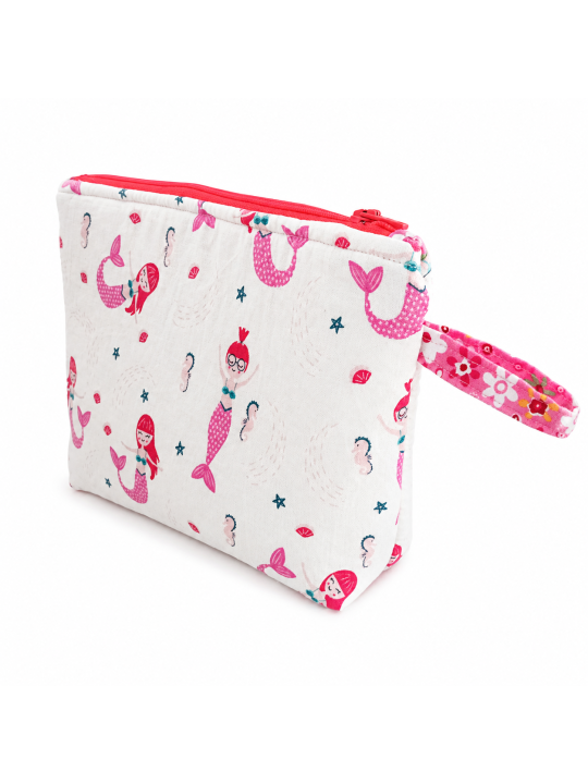 Petite trousse de toilette pratique et craquante.