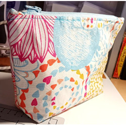 Trousses de toilette colorées